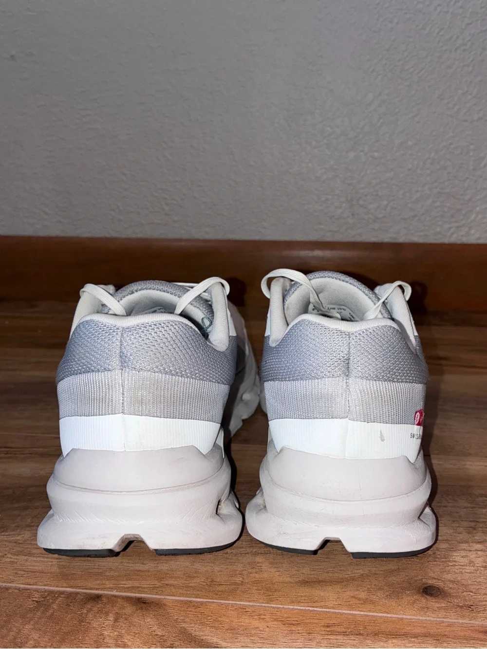 On Cloud Runner 2 Women’s Sneakers, white - size 6 - Picture 7 of 10
